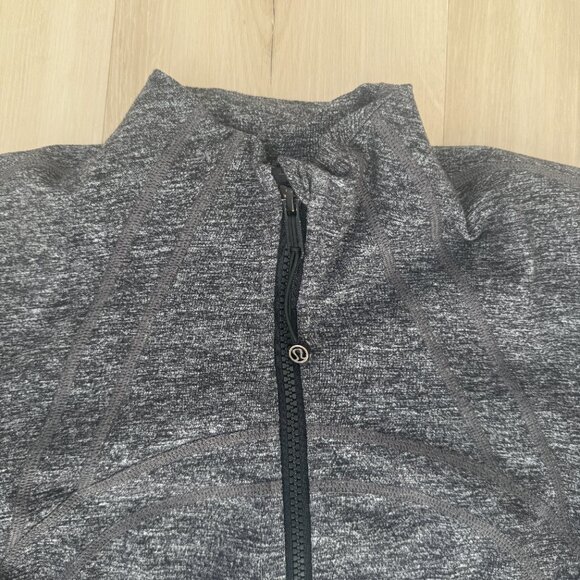 Lululemon Define jacket black/gray size 8 - Picture 2 of 4
